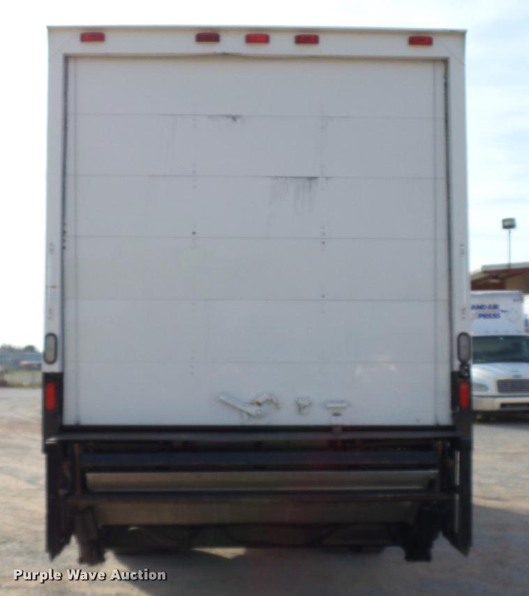 image for item DB4573 2007 Freightliner Business Class M2 box truck