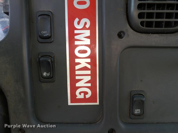 image for item DB4573 2007 Freightliner Business Class M2 box truck