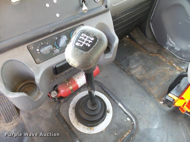 image for item DB4573 2007 Freightliner Business Class M2 box truck