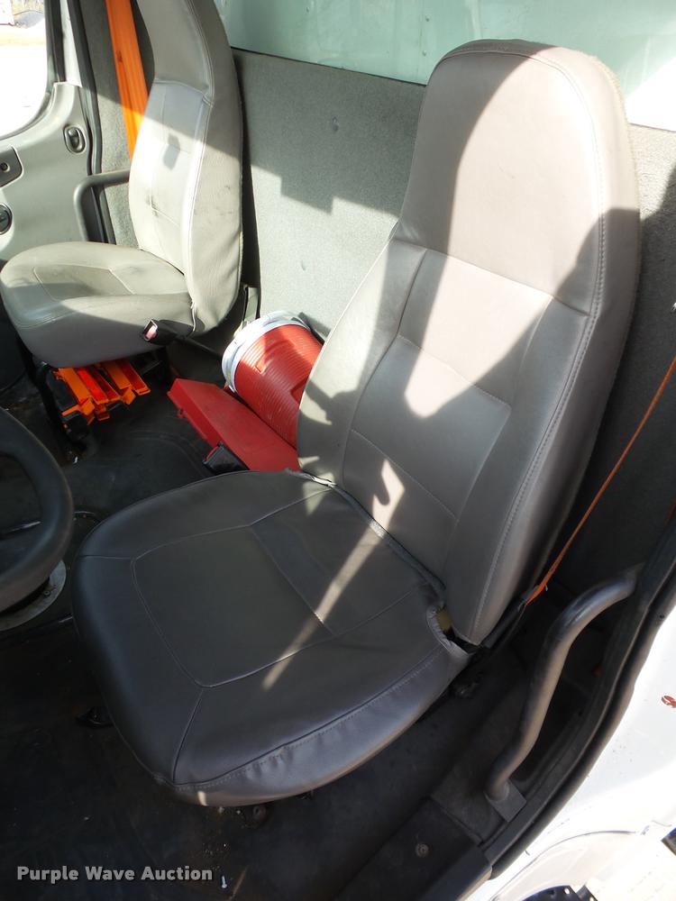 image for item DB4573 2007 Freightliner Business Class M2 box truck