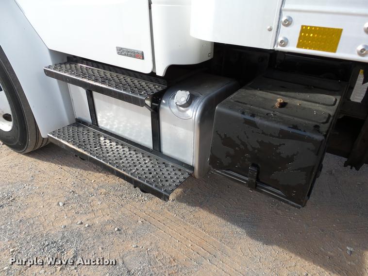 image for item DB4573 2007 Freightliner Business Class M2 box truck