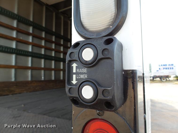 image for item DB4573 2007 Freightliner Business Class M2 box truck