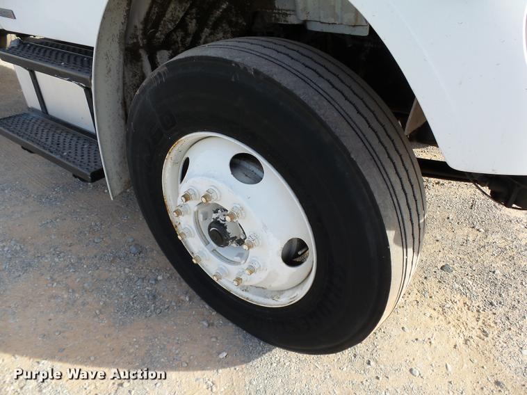 image for item DB4573 2007 Freightliner Business Class M2 box truck