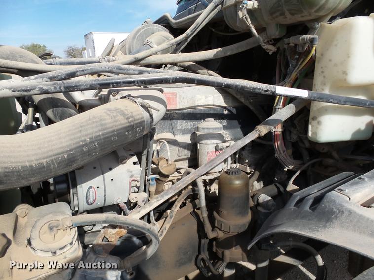 image for item DB4575 2007 Freightliner Columbia semi truck