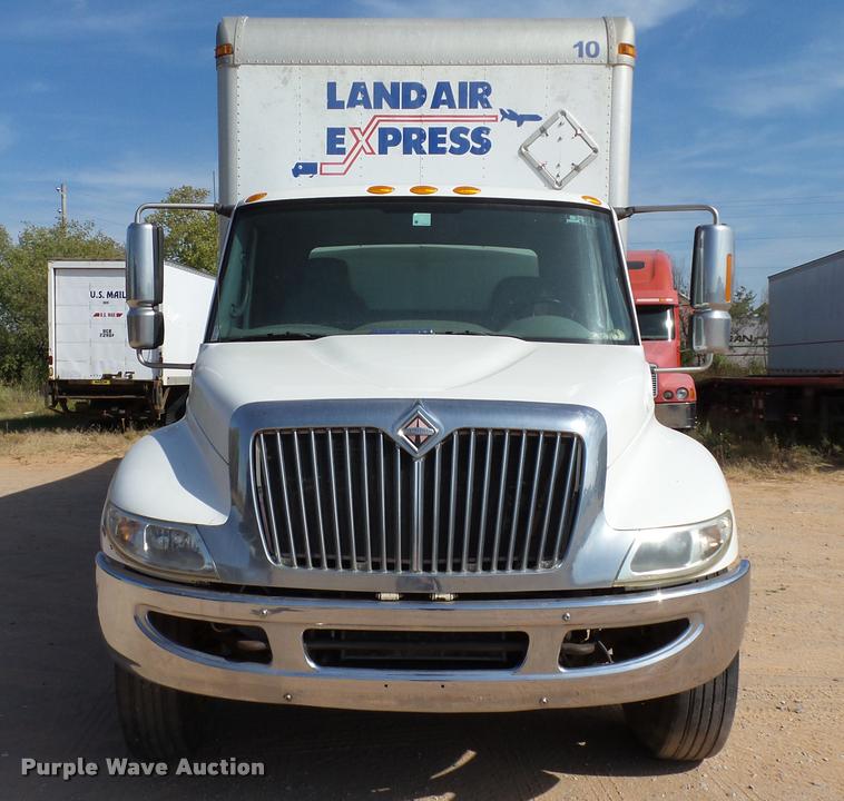 image for item DB4577 2005 International DuraStar 4300 box truck