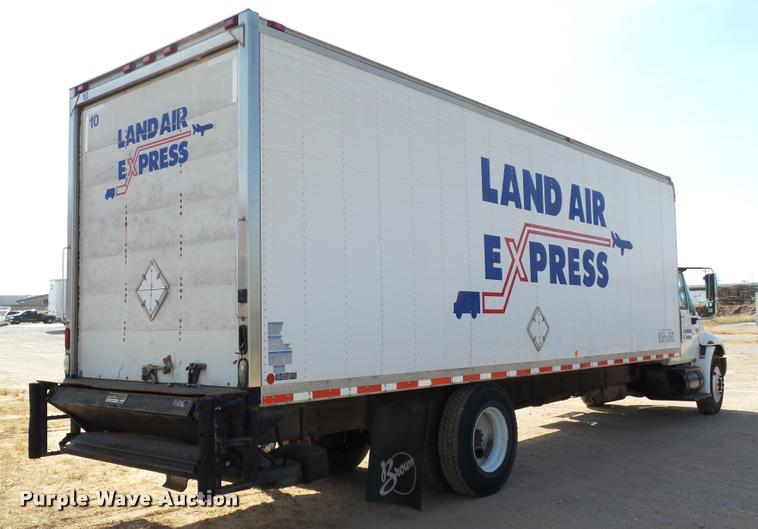 image for item DB4577 2005 International DuraStar 4300 box truck