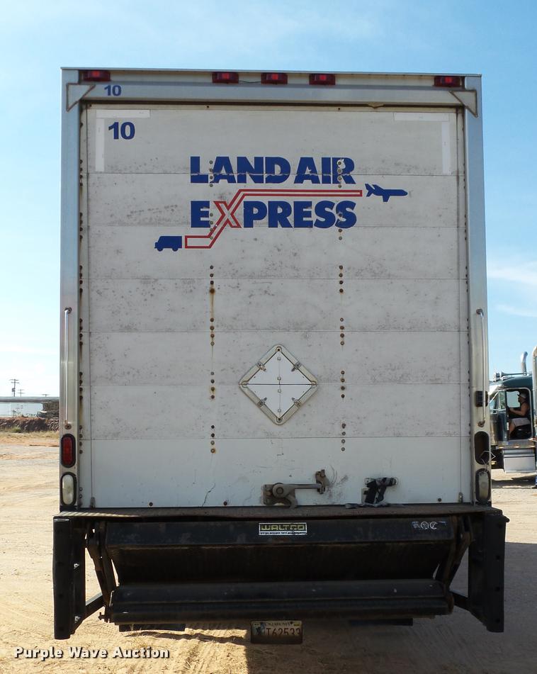 image for item DB4577 2005 International DuraStar 4300 box truck