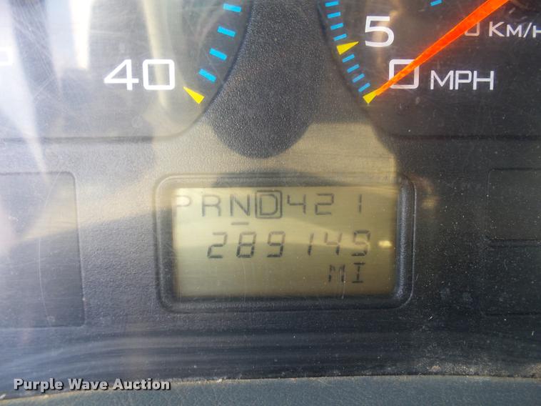 image for item DB4577 2005 International DuraStar 4300 box truck