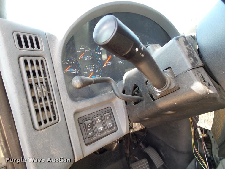 image for item DB4577 2005 International DuraStar 4300 box truck