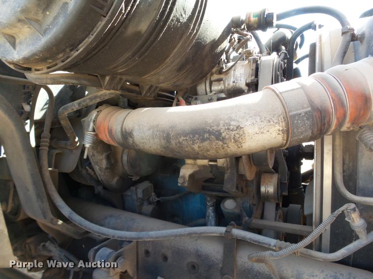 image for item DB4577 2005 International DuraStar 4300 box truck