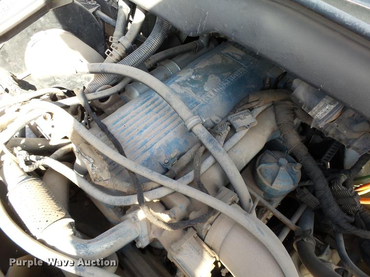 image for item DB4577 2005 International DuraStar 4300 box truck