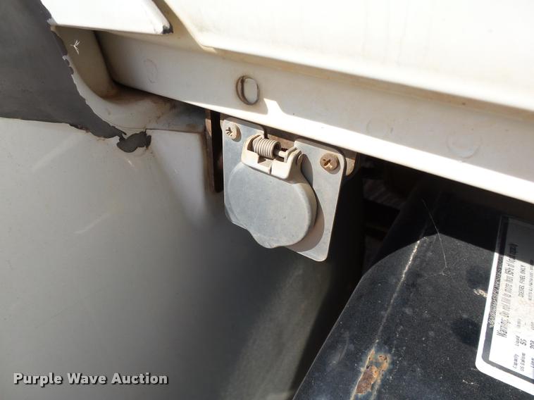 image for item DB4577 2005 International DuraStar 4300 box truck