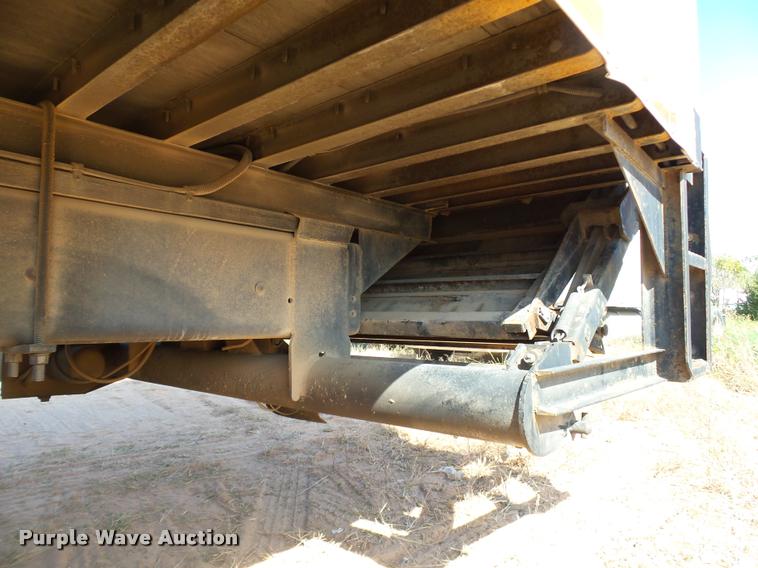 image for item DB4577 2005 International DuraStar 4300 box truck