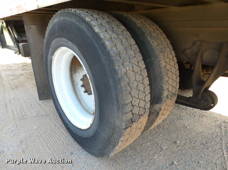 image for item DB4577 2005 International DuraStar 4300 box truck