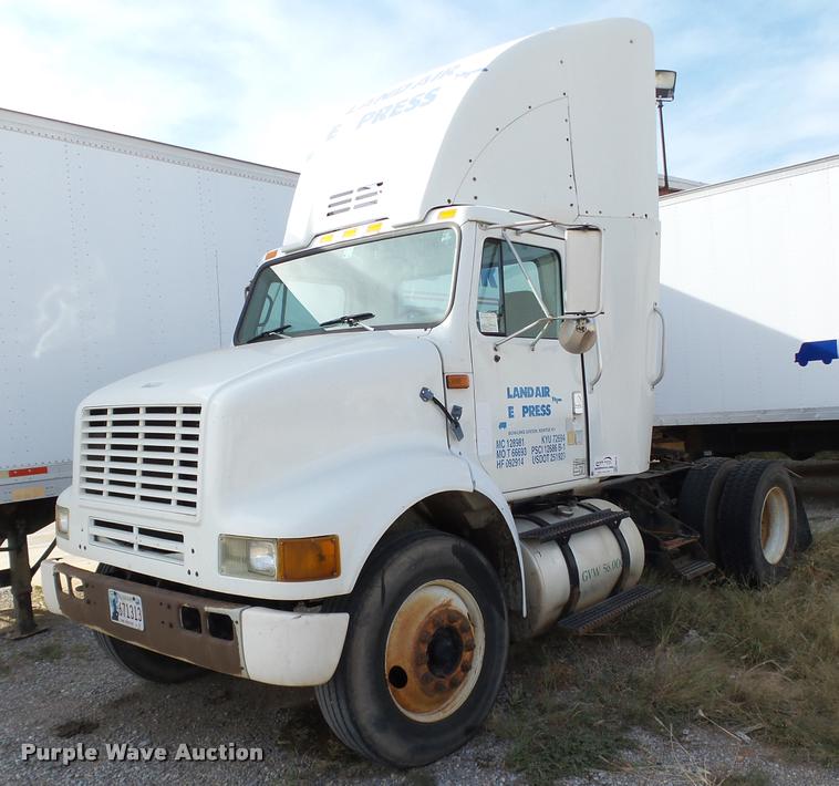 image for item DB4578 1998 International 8100 semi truck