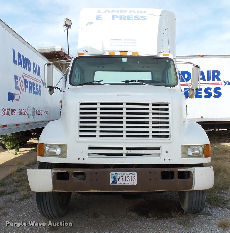 image for item DB4578 1998 International 8100 semi truck