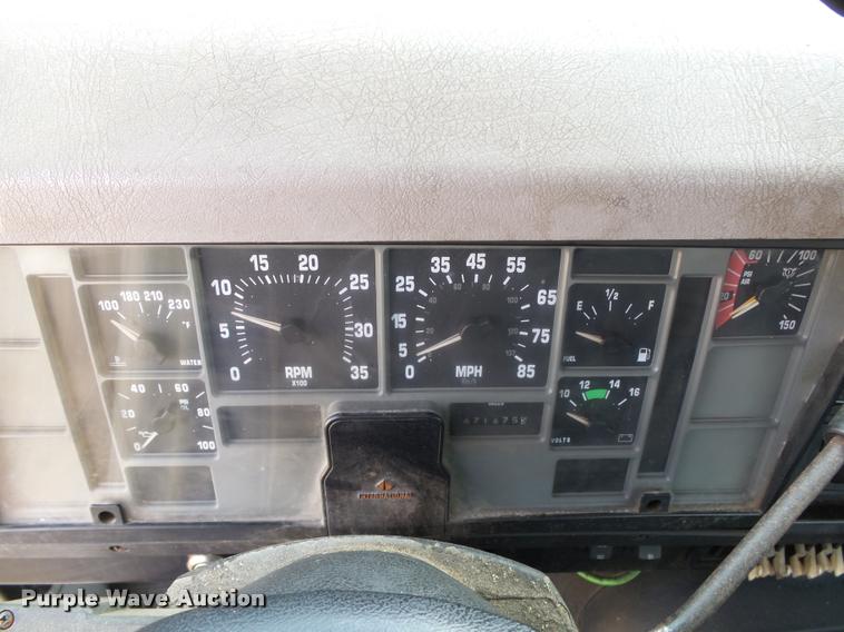 image for item DB4578 1998 International 8100 semi truck