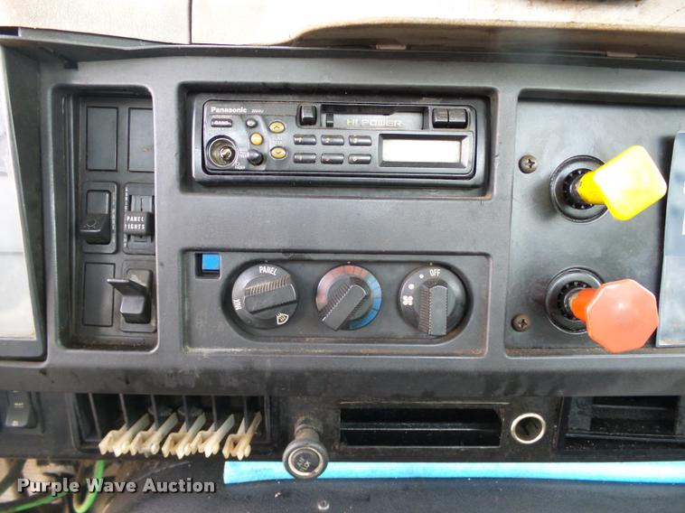 image for item DB4578 1998 International 8100 semi truck