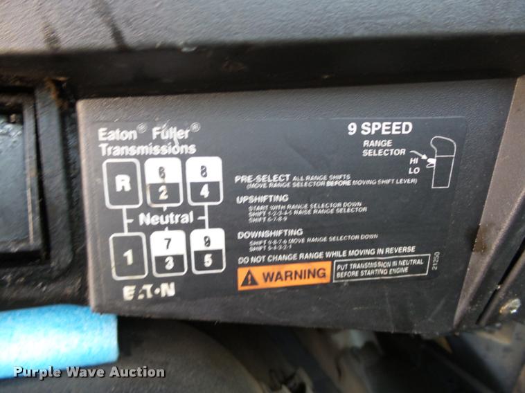 image for item DB4578 1998 International 8100 semi truck