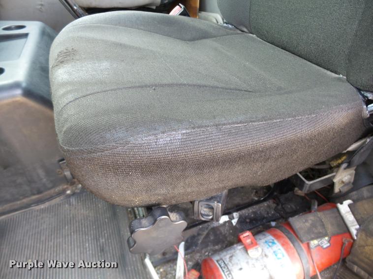 image for item DB4578 1998 International 8100 semi truck