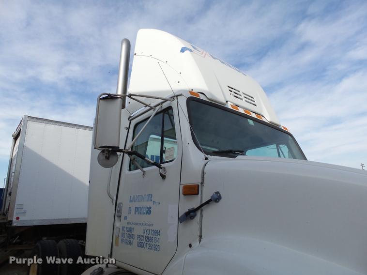 image for item DB4578 1998 International 8100 semi truck