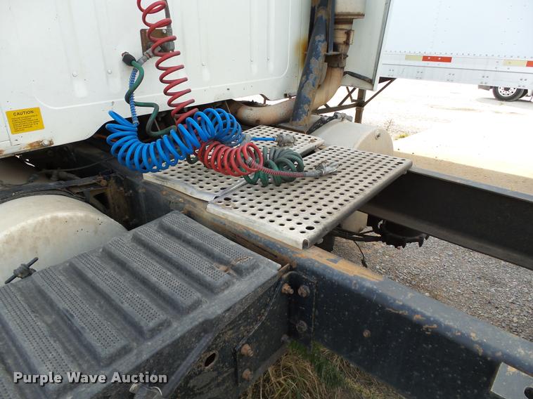 image for item DB4578 1998 International 8100 semi truck