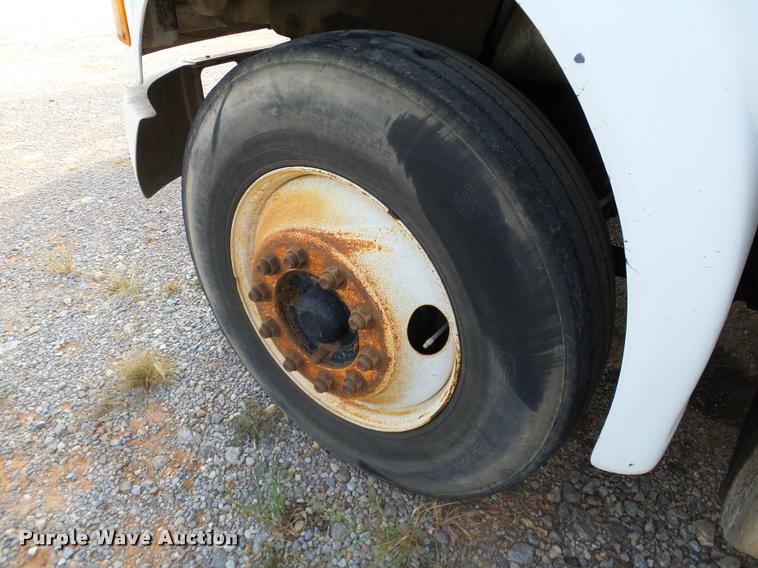 image for item DB4578 1998 International 8100 semi truck