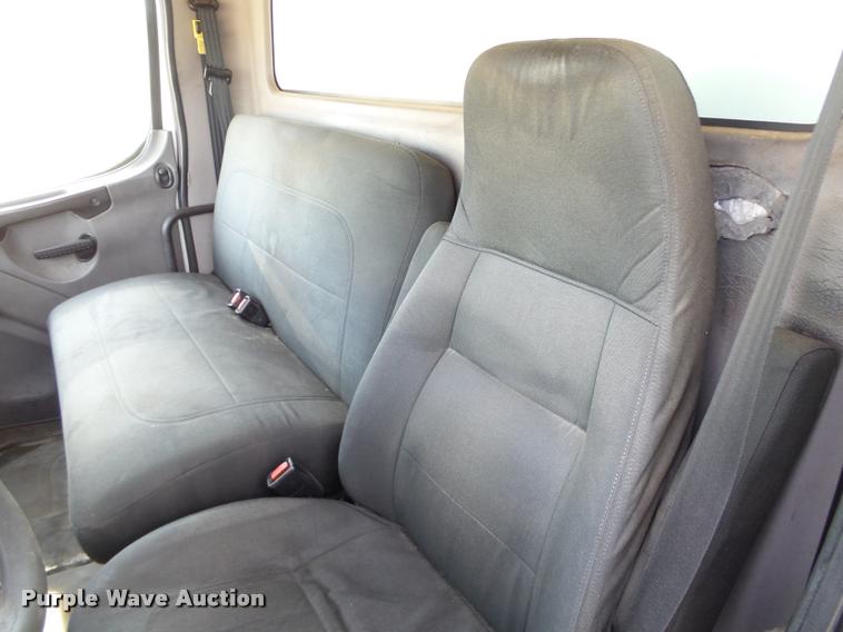 image for item DB4579 2006 Freightliner Business Class M2 box truck