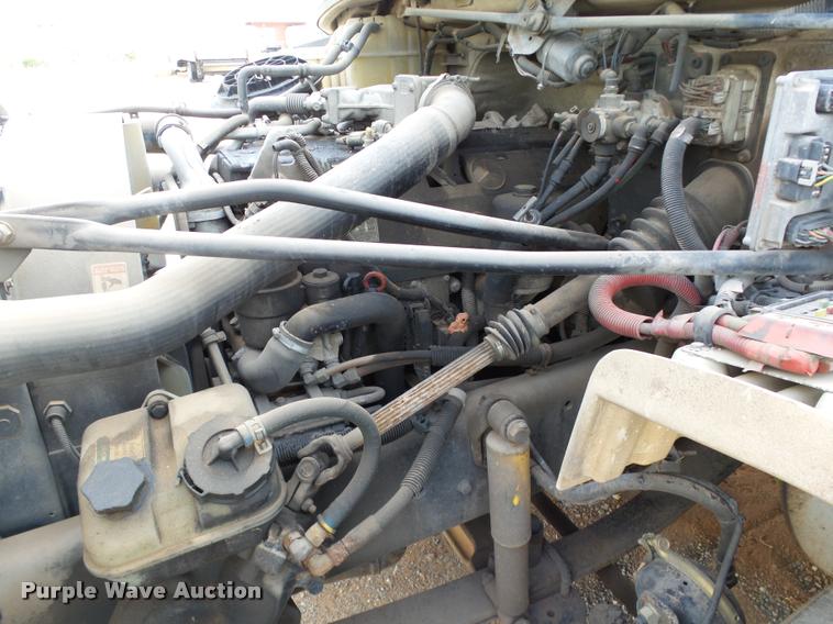 image for item DB4579 2006 Freightliner Business Class M2 box truck