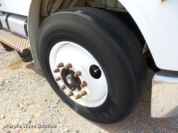 image for item DB4579 2006 Freightliner Business Class M2 box truck