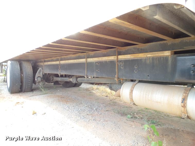 image for item DB4579 2006 Freightliner Business Class M2 box truck