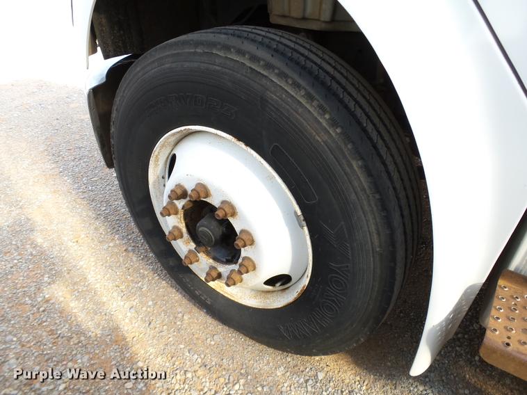 image for item DB4579 2006 Freightliner Business Class M2 box truck