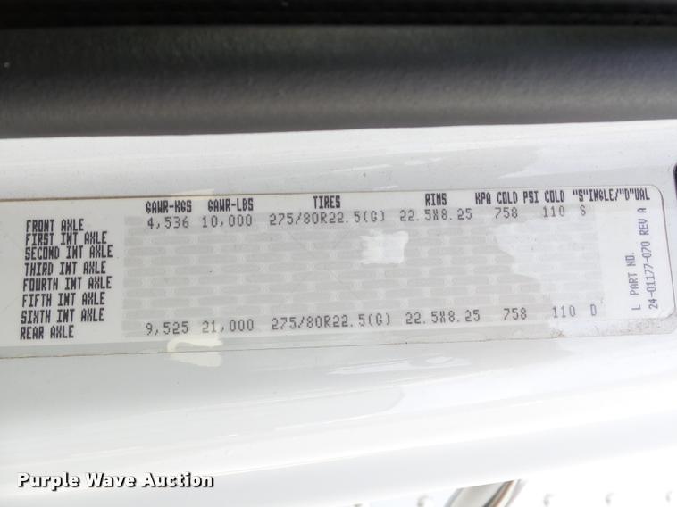 image for item DB4579 2006 Freightliner Business Class M2 box truck