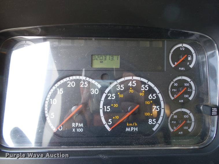 image for item DB4580 2009 Freightliner Business Class M2 box truck