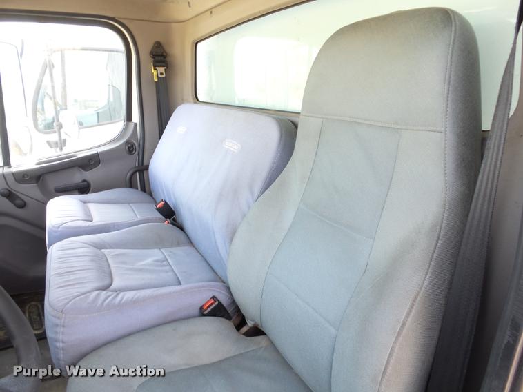 image for item DB4580 2009 Freightliner Business Class M2 box truck