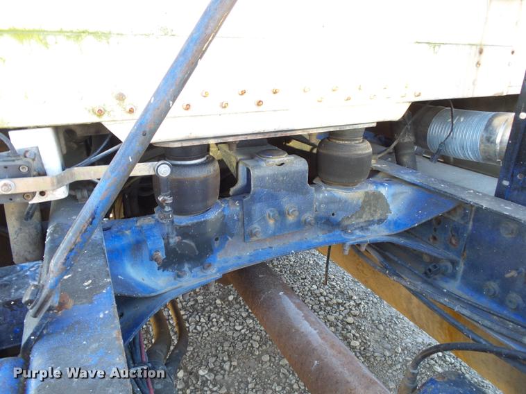 image for item K1038 1997 Freightliner FLD truck cab and chassis