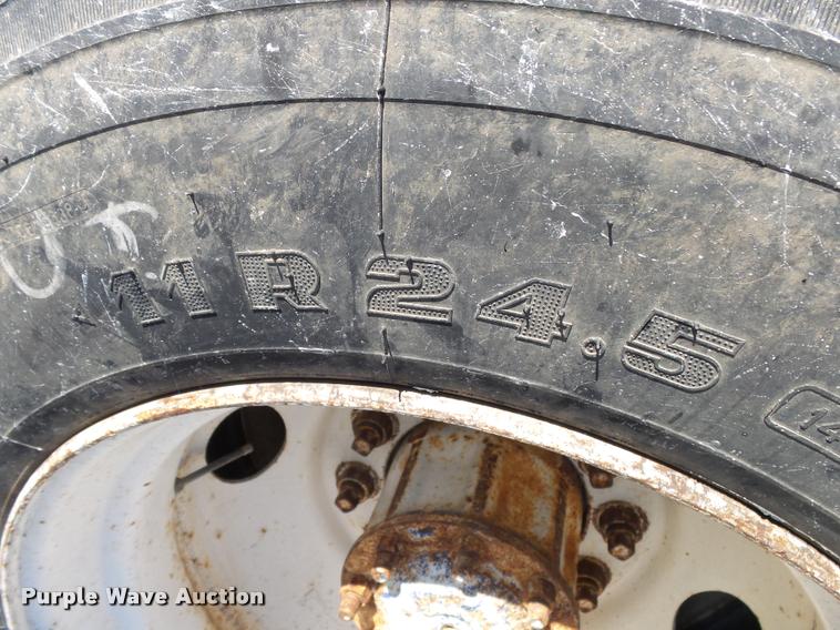 image for item K1038 1997 Freightliner FLD truck cab and chassis