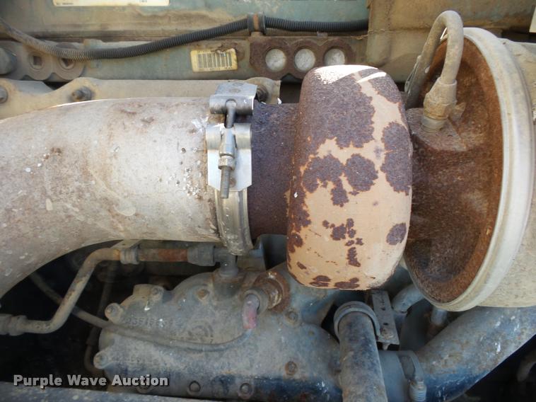 image for item K1038 1997 Freightliner FLD truck cab and chassis