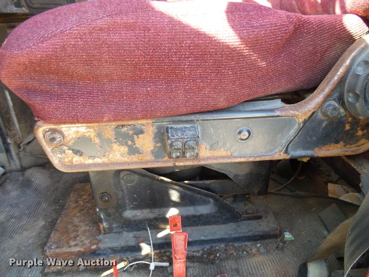 image for item K1038 1997 Freightliner FLD truck cab and chassis