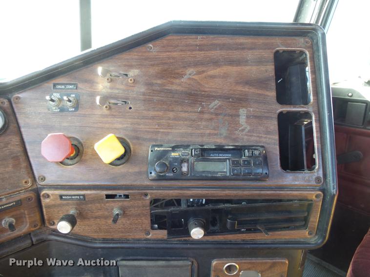 image for item K1038 1997 Freightliner FLD truck cab and chassis