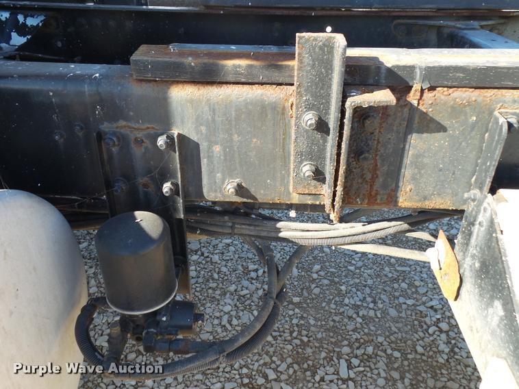 image for item K1039 1995 Freightliner FLD truck cab and chassis