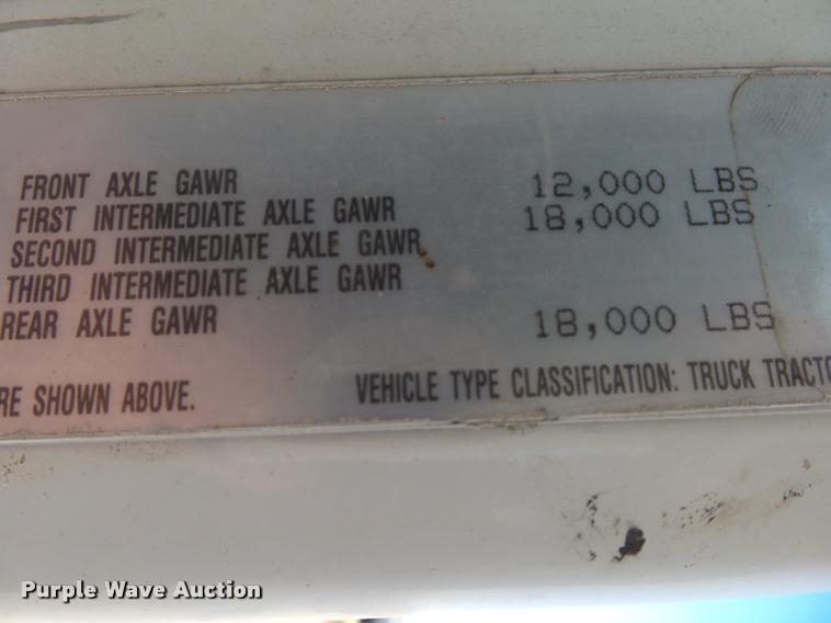 image for item K1039 1995 Freightliner FLD truck cab and chassis