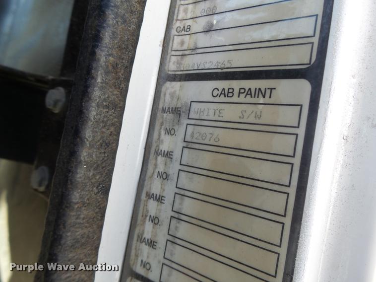 image for item K5559 1993 Volvo WG semi truck