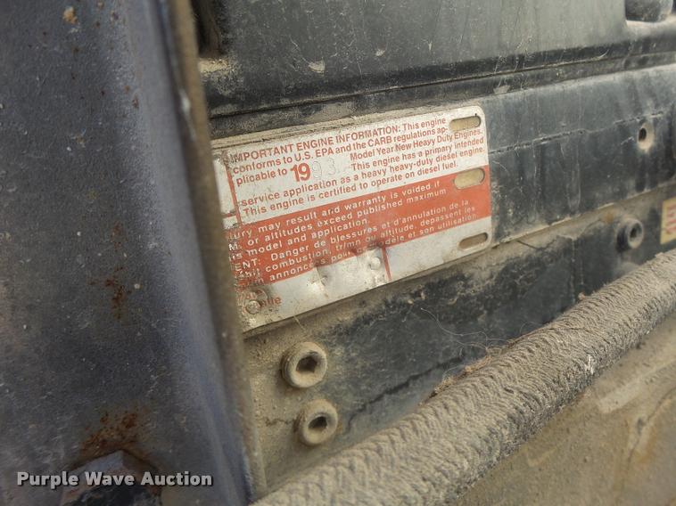 image for item K5559 1993 Volvo WG semi truck