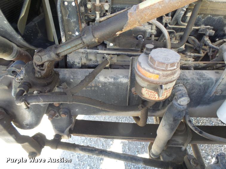 image for item K5559 1993 Volvo WG semi truck