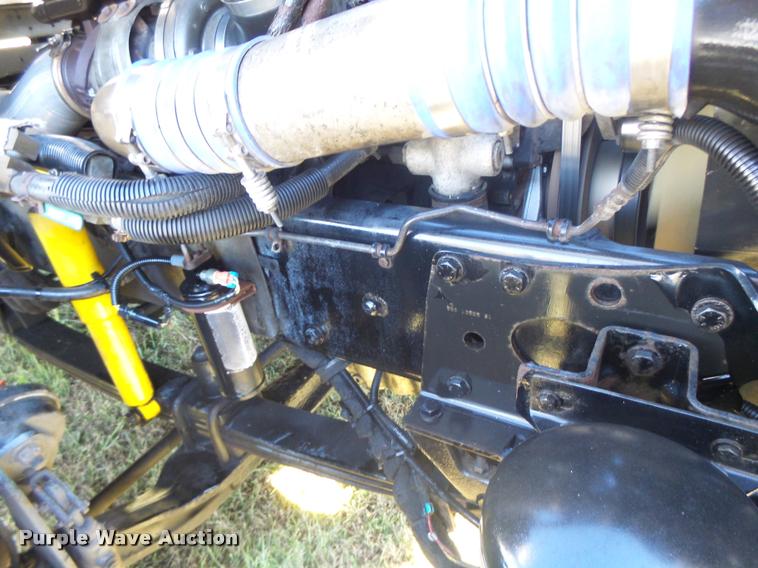 image for item K5574 2007 Freightliner Columbia 120 semi truck