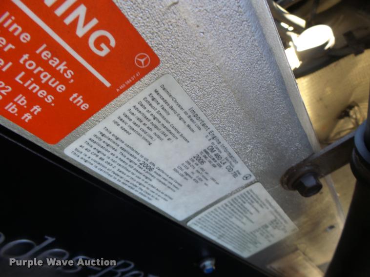 image for item K5574 2007 Freightliner Columbia 120 semi truck