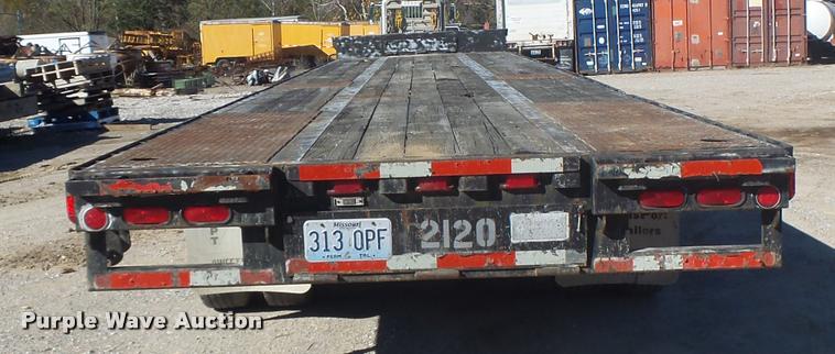 image for item K5583 1997 Tarasport drop deck trailer