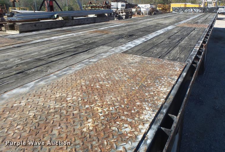 image for item K5583 1997 Tarasport drop deck trailer