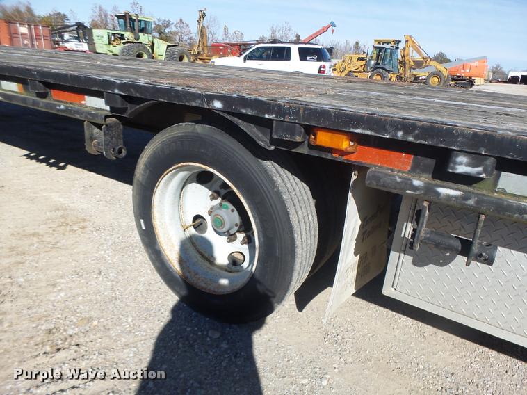 image for item K5583 1997 Tarasport drop deck trailer